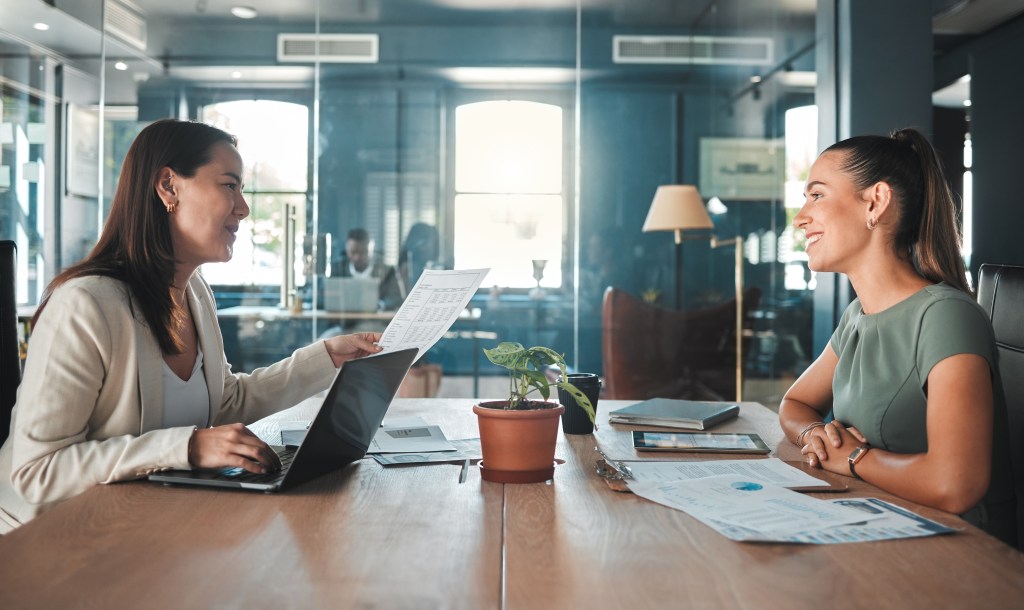 Frauen im Job-Interview