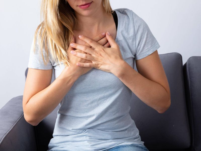 Schmerzen in der Brust: Was steckt dahinter?