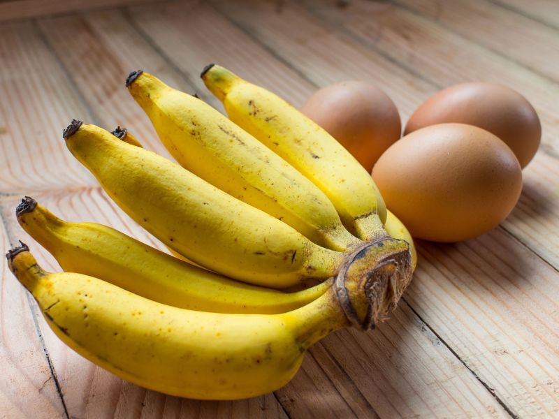 Du willst keine tierischen Produkte nutzen: Bananen sind beim Backen und Kochen ein toller Ei-Ersatz