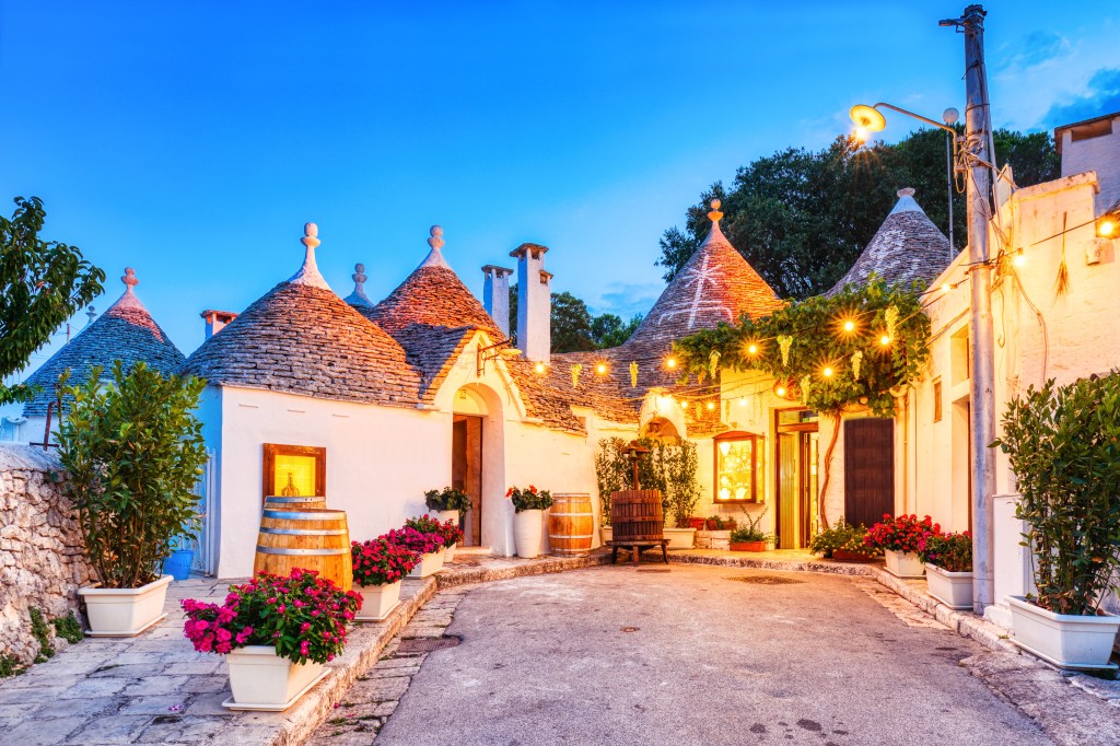 Trulli Häuser in Alberobello, Apulien.