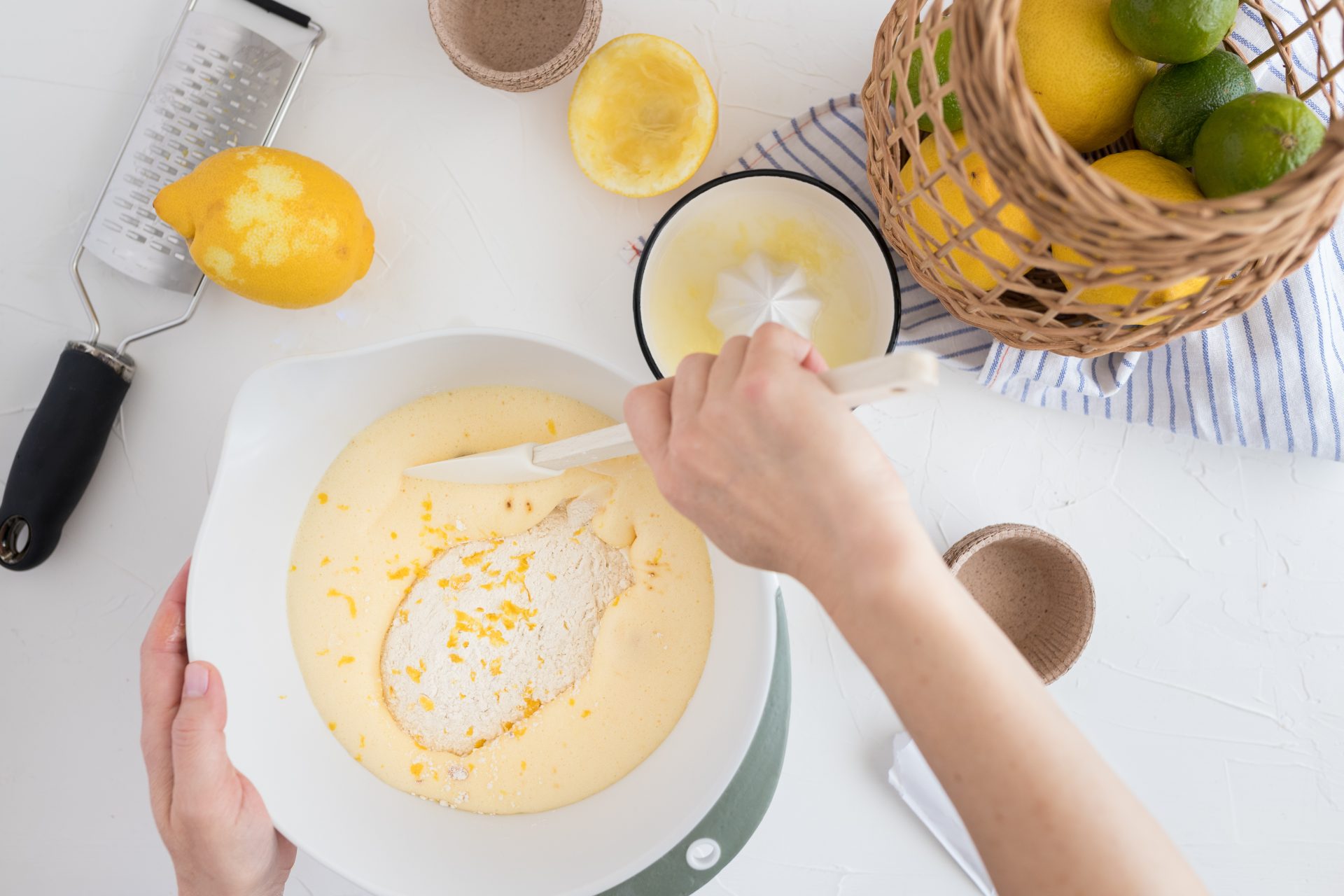 Zitronen-Dessert: 3 einfache Rezepte mit wenigen Zutaten - wmn.de