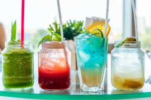 Mocktails: Cocktails ohne Alkohol im Dry January