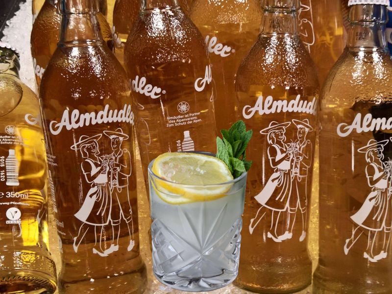 Cocktails mit Almdudler