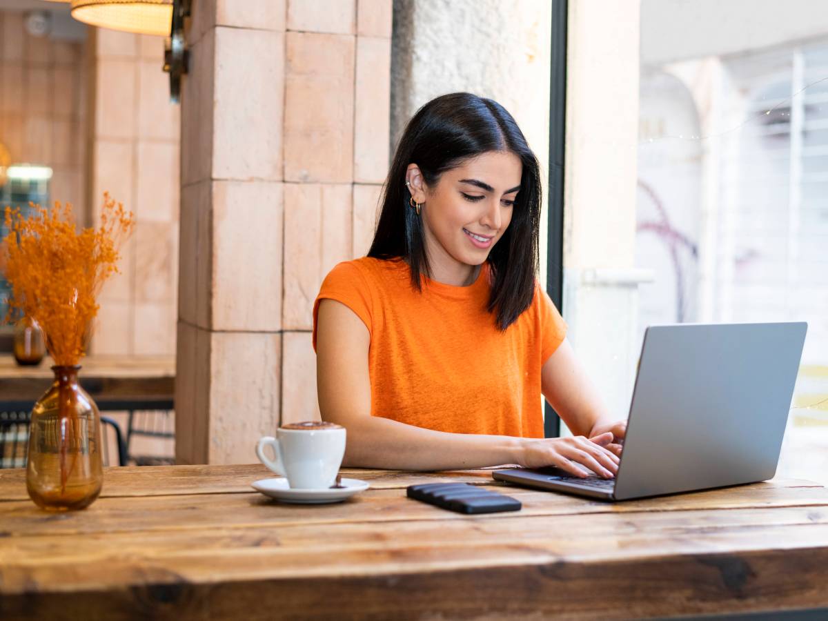 Frau laptop beste Mitarbeiter-Typen