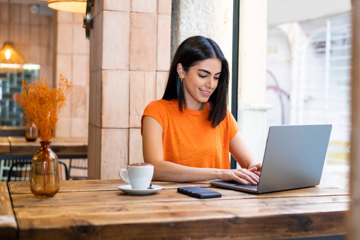 Frau laptop beste Mitarbeiter-Typen