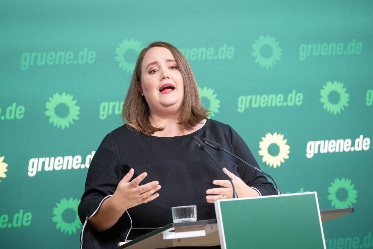 Grünen-Chefin Ricarda Lang bei einer Pressekonferenz.