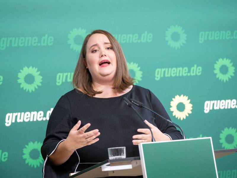 Grünen-Chefin Ricarda Lang bei einer Pressekonferenz.