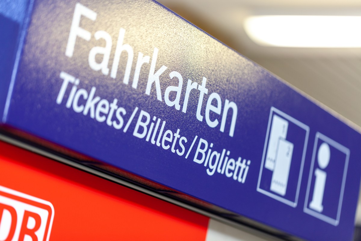 Ein Fahrkartenautomat der Deutschen Bahn.