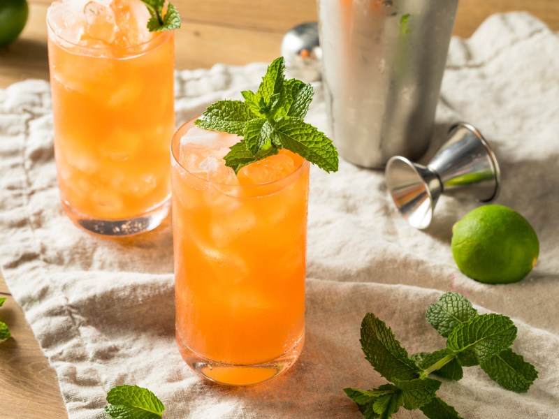 Zombie Cocktail mit Rum: Das Rezept