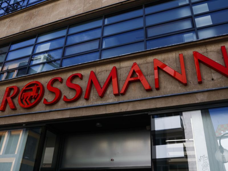 Isana: Wer verbirgt sich hinter der erfolgreichen Rossmann-Marke?