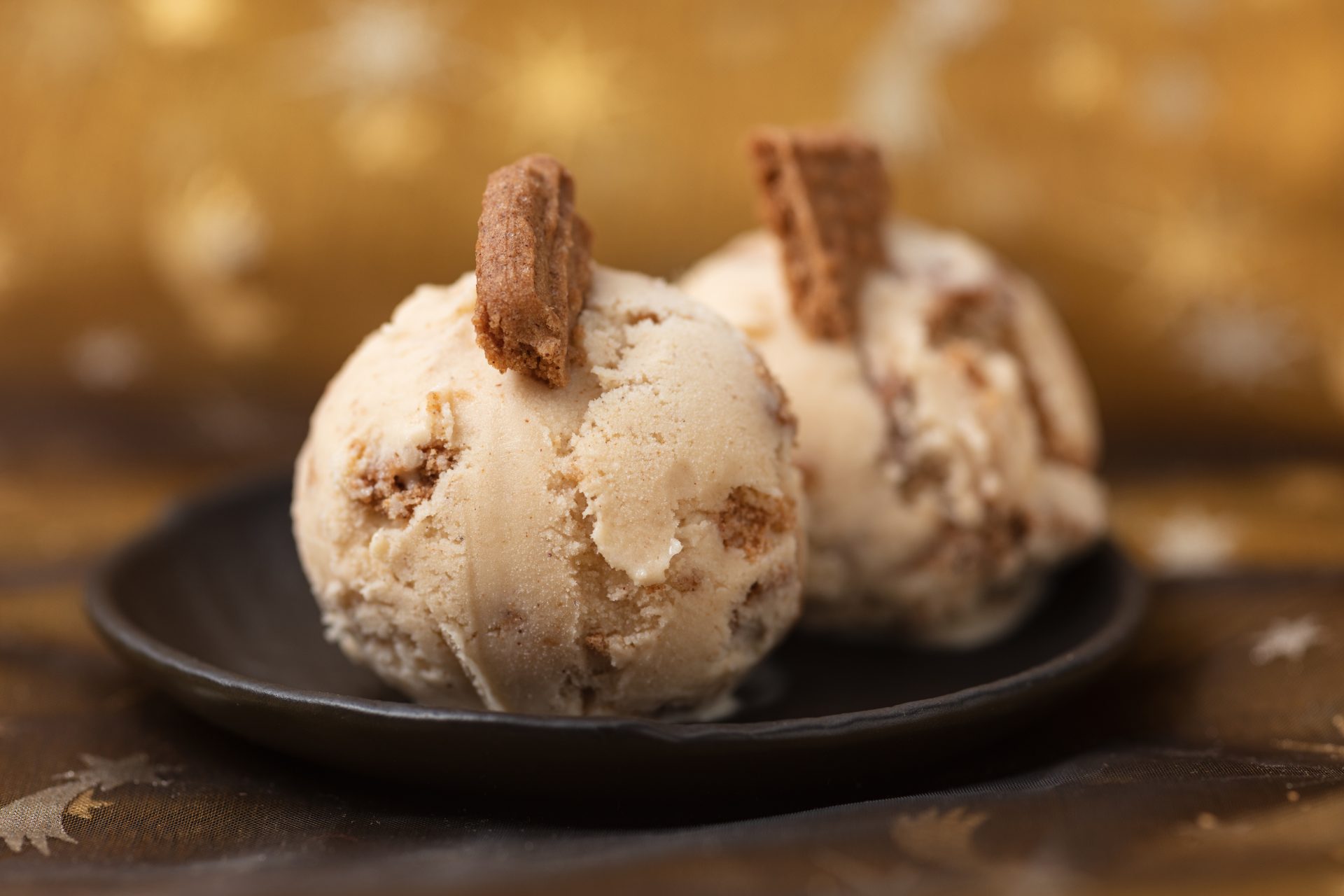 Spekulatius-Mousse: Eiskaltes Dessert für Weihnachten - wmn.de