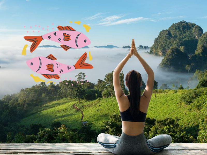 Frau macht Yoga: Gesundheit Horoskop 2024 für Sternzeichen Fische