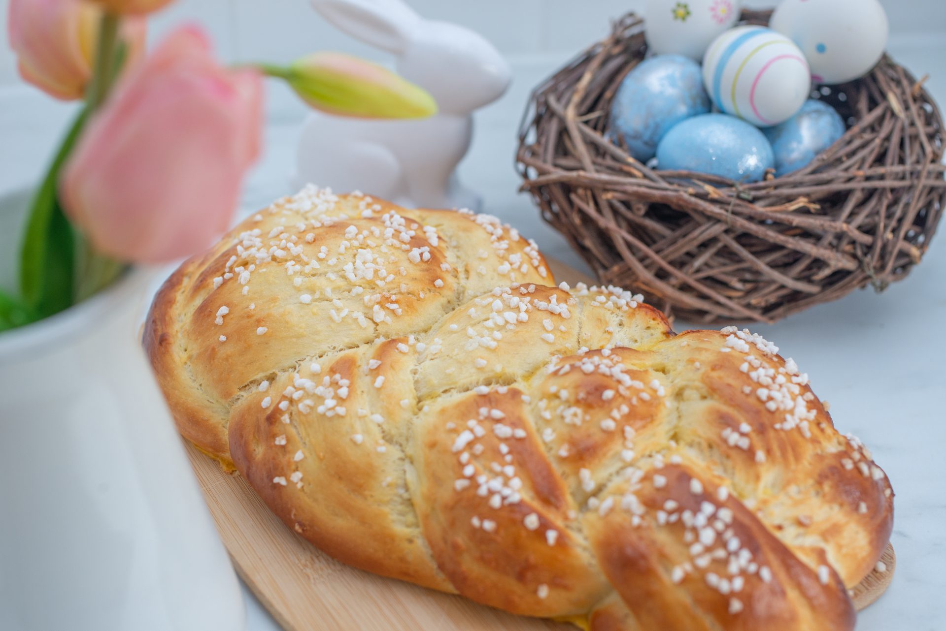 Hefezopf für Ostern: Schnelles Rezept mit nur 4 Zutaten - wmn.de