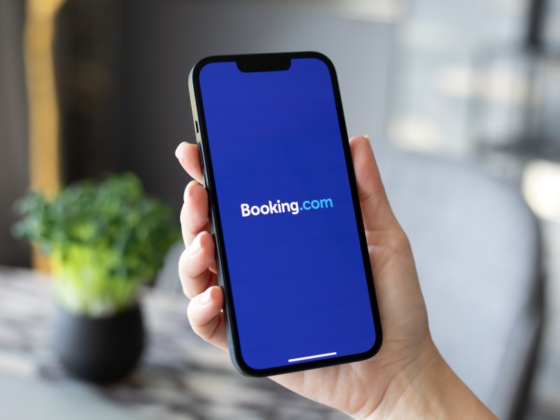 Du willst deine nächste Unterkunft über Booking.com buchen? Dann haben wir 5 gute Tipps für dich!