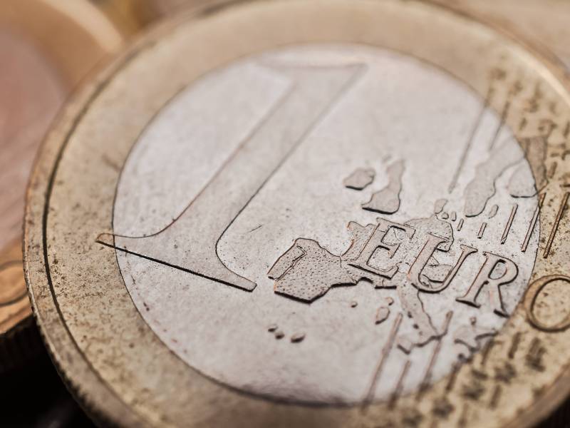 Eine Ein-Euro-Münze.