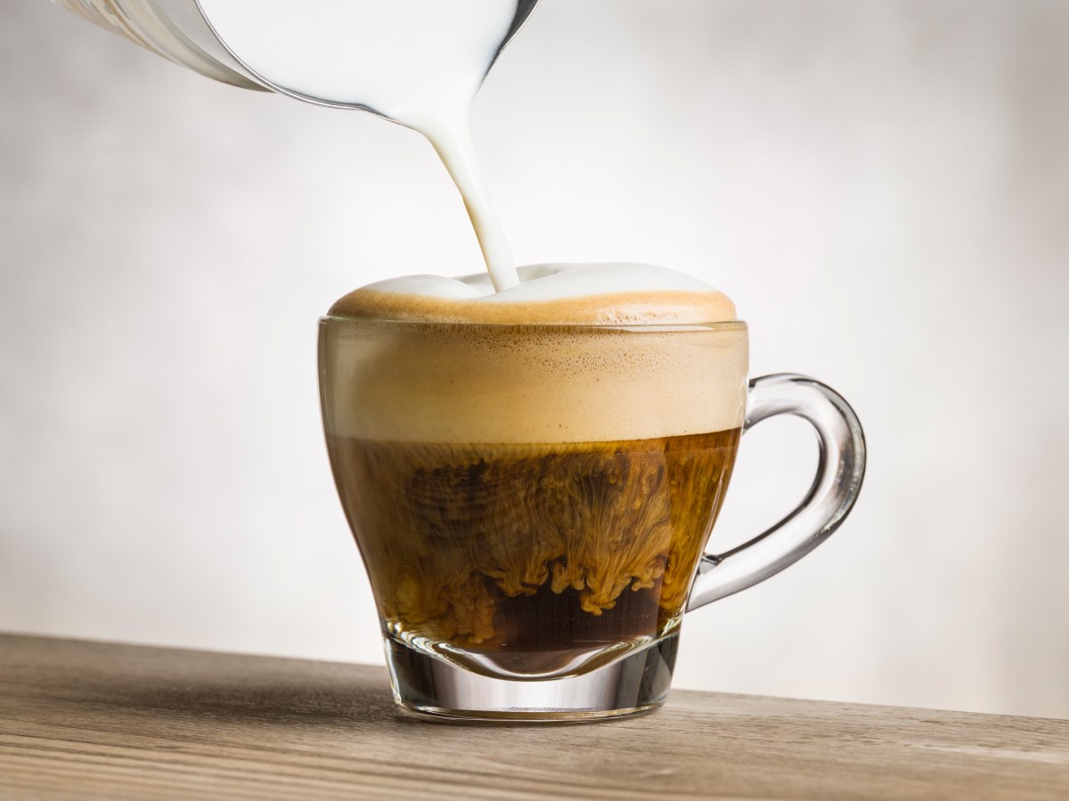 Diplomatenkaffee: Cremiges Heißgetränk mit Eierlikör