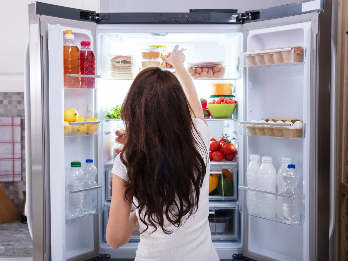 Kühlschrank entrümpeln: So mistest du ihn richtig aus
