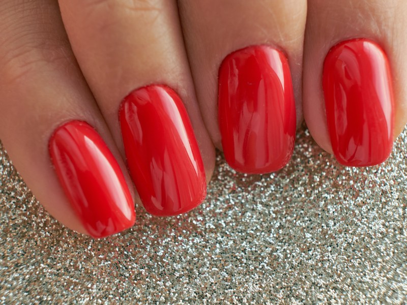 Roter Nagellack