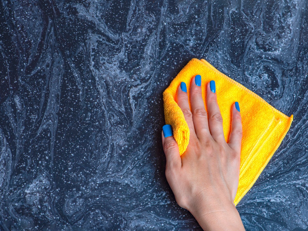 Marmor reinigen: Das beste Hausmittel zur Pflege findest du in deinem Kühlschrank