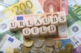 Auf Holzwürfeln steht das Wort 