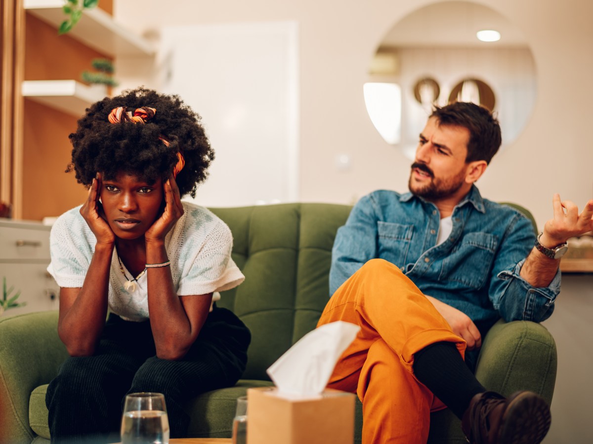 Dating-Trend â€žRoachingâ€œ: Warum Fremdgehen hier angeblich â€žokayâ€œ ist & wie du dich schÃ¼tzt