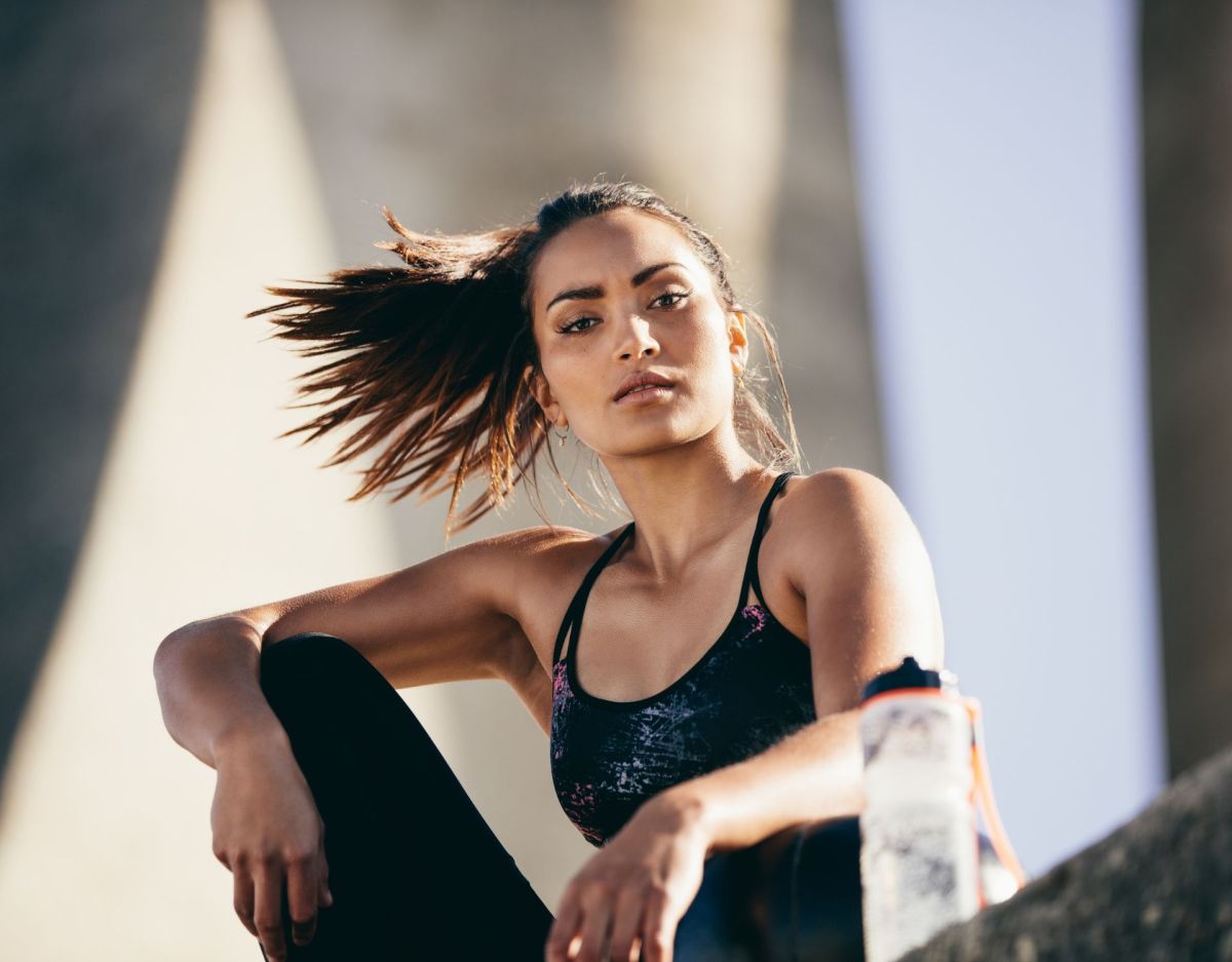 Frau Sport Fitness Muskelkater Workout