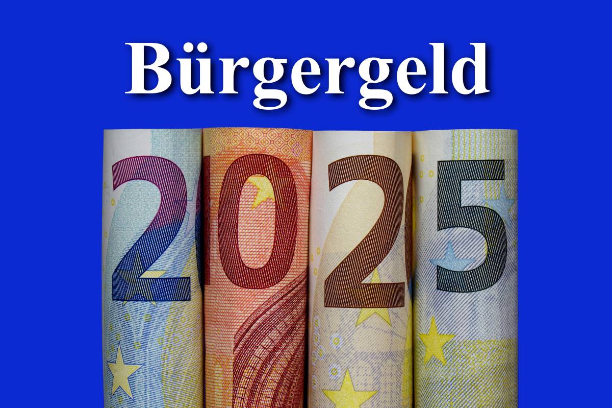 Mit Geldscheinen wurde das Jahr 2025 geschrieben. Darüber steht das Wort 