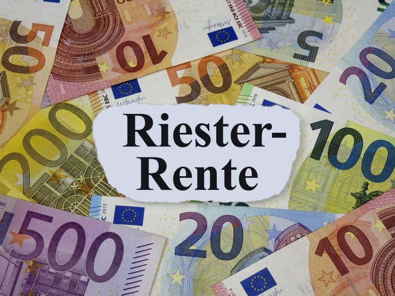 Auf einem weißen Blatt steht das Wort 