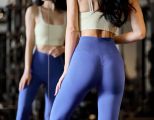 Frau Gym Po-Form Spiegel Workout