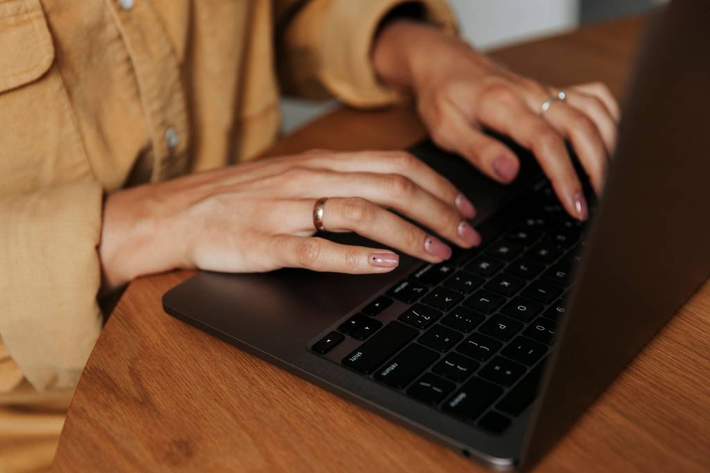 Frau Laptop