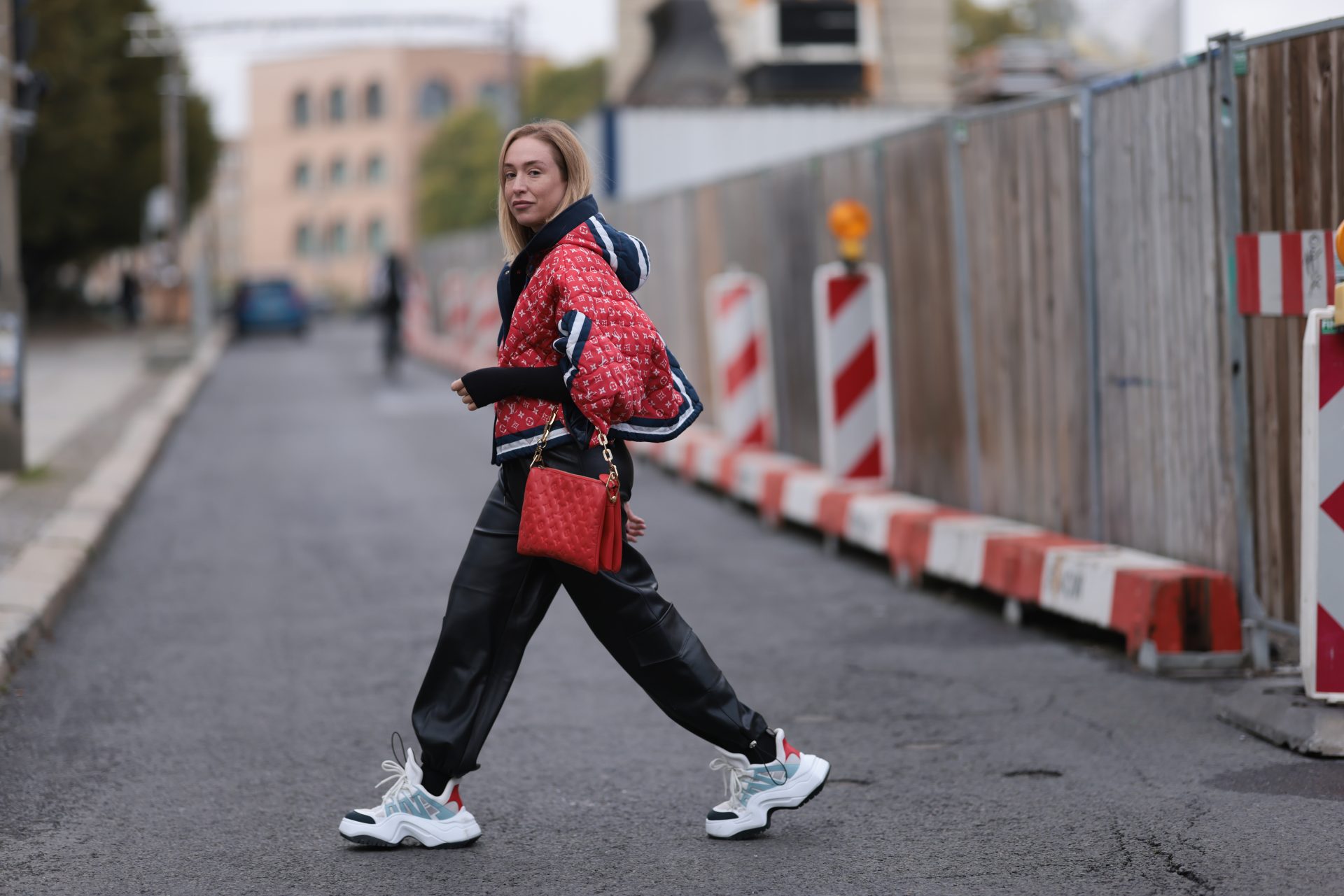 Gef-tterte-Sneaker-3-stylische-Modelle-die-deine-F-e-im-Winter-warmhalten