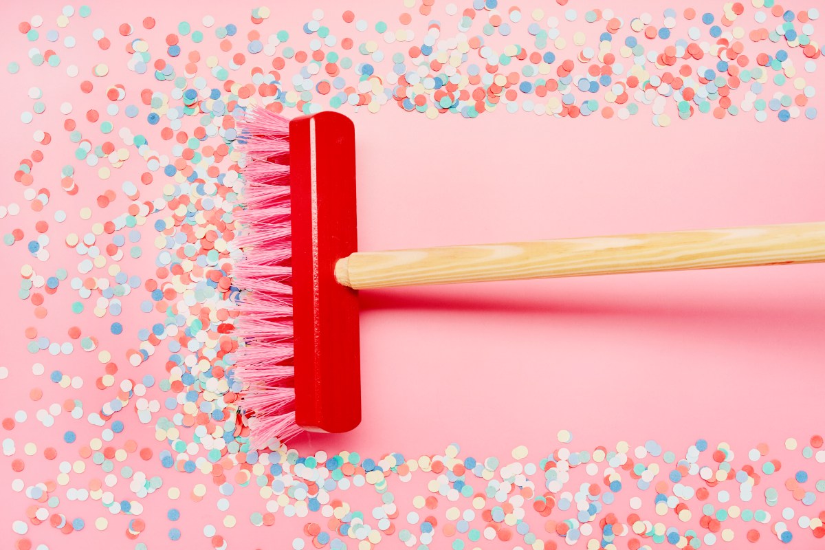 Auri Kananen ist Cleanfluencerin. Sie putzt für den guten Zweck