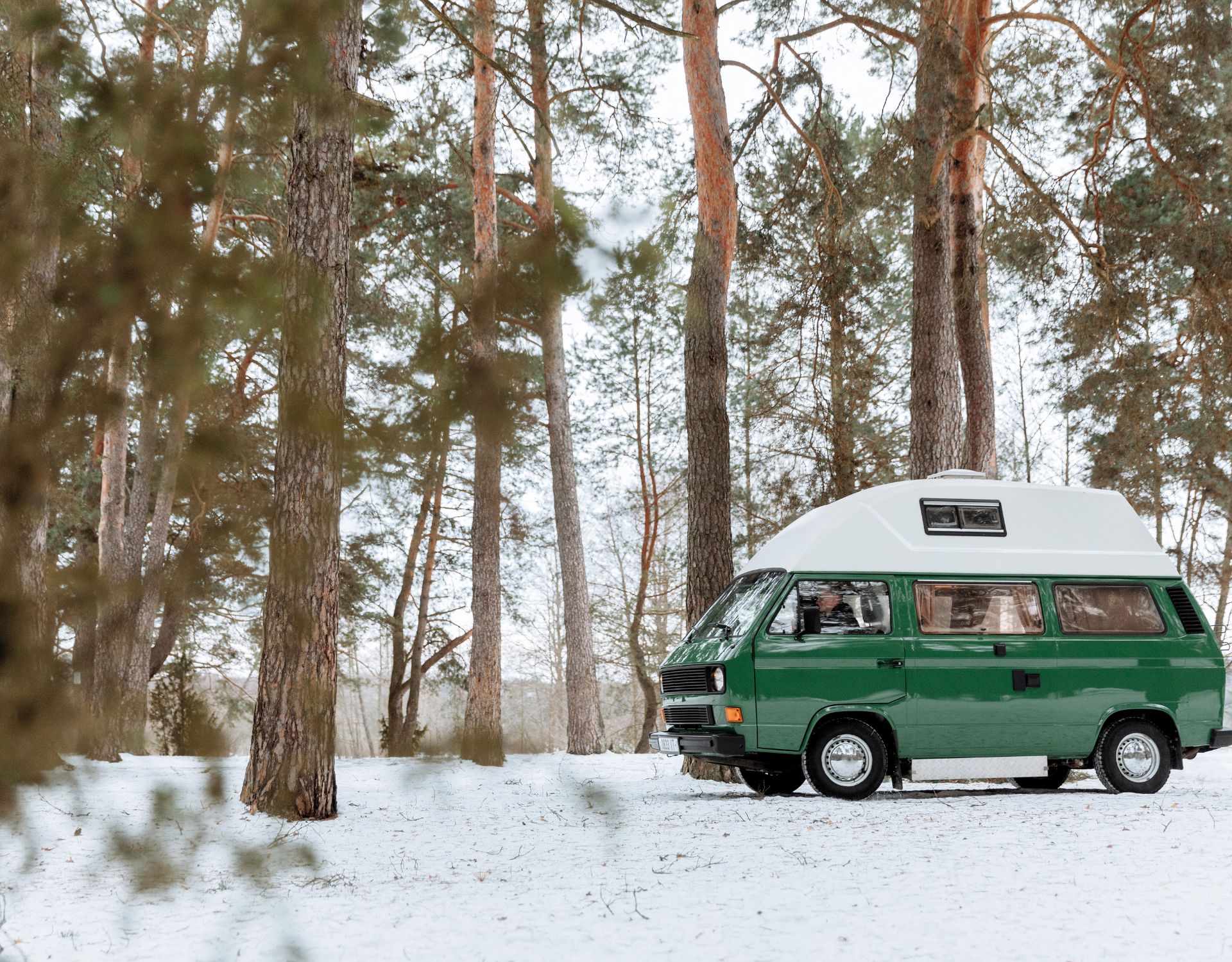 Roadtrip-Laut-Sunny-Cars-die-7-sch-nsten-Routen-durch-Schnee-Eis