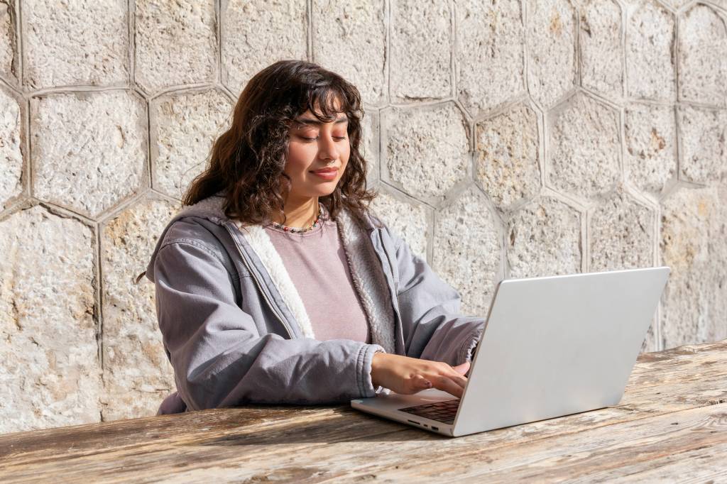 Frau Aktien Laptop