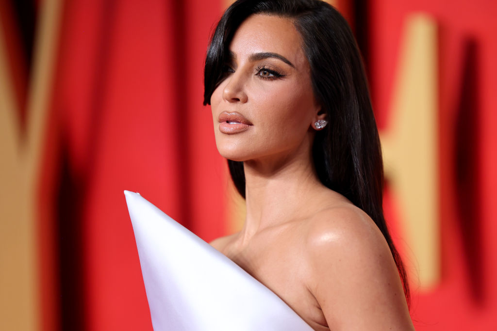 Kim Kardashian: Skincare Routine