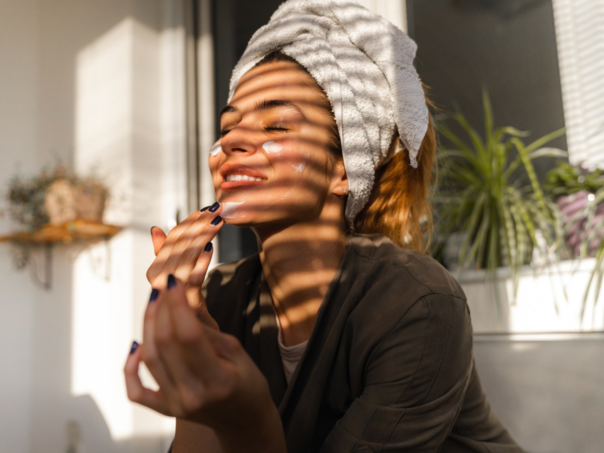 Beauty Trend 2025: Microneedling in einer Flasche: Was ist das?