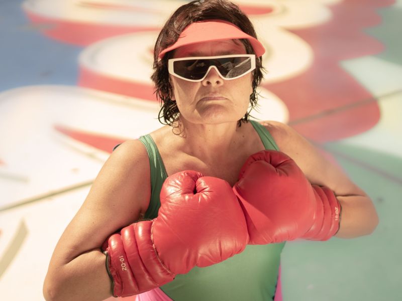 Frau Boxhandschuhe Weltfrauentag