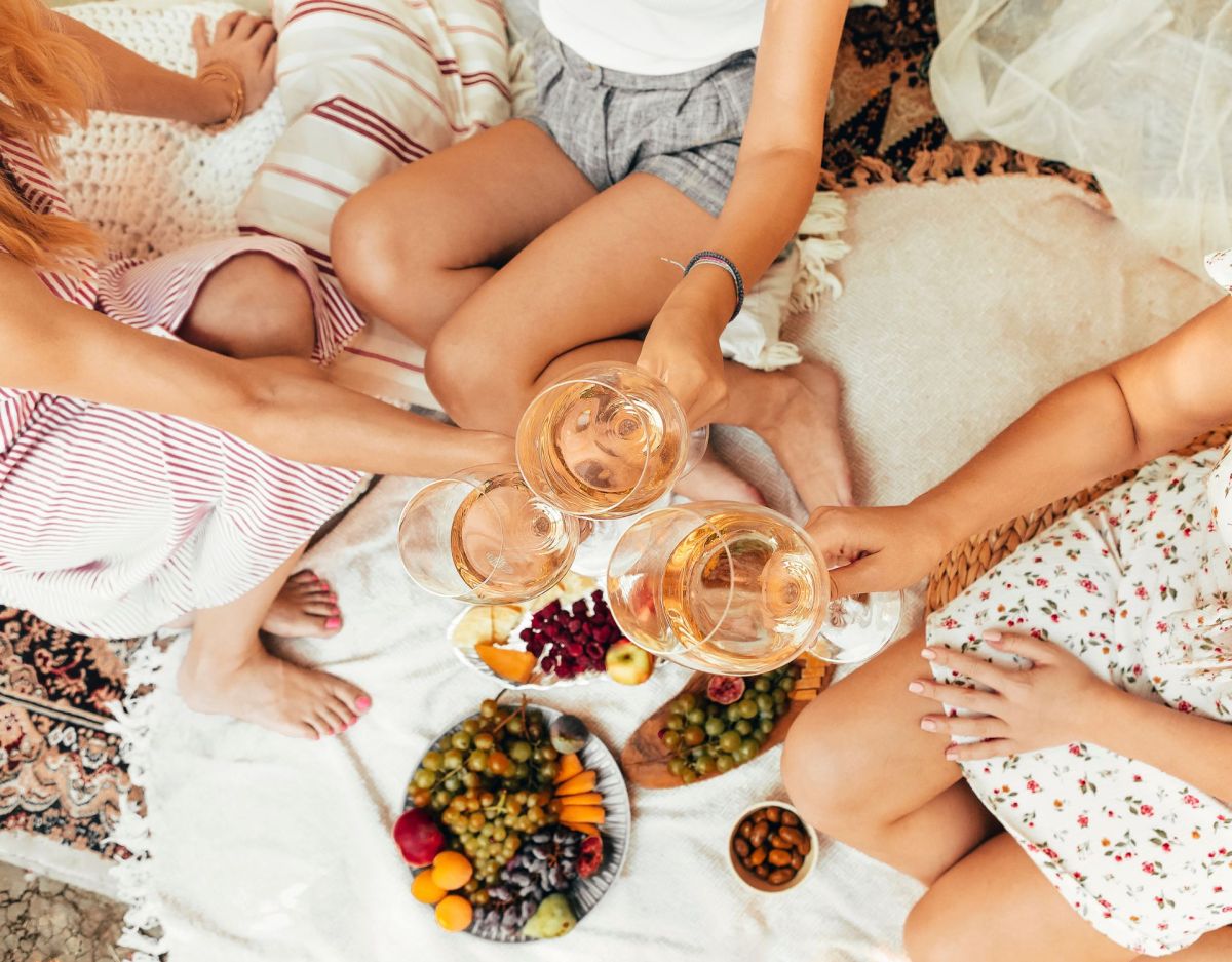 Picknick Weingläser Aperol Spritz Sommer