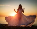 Frau Achtsamkeit Energie Sonnenuntergang