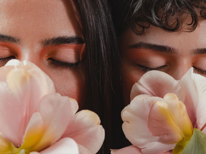 Frauen mit Blumen