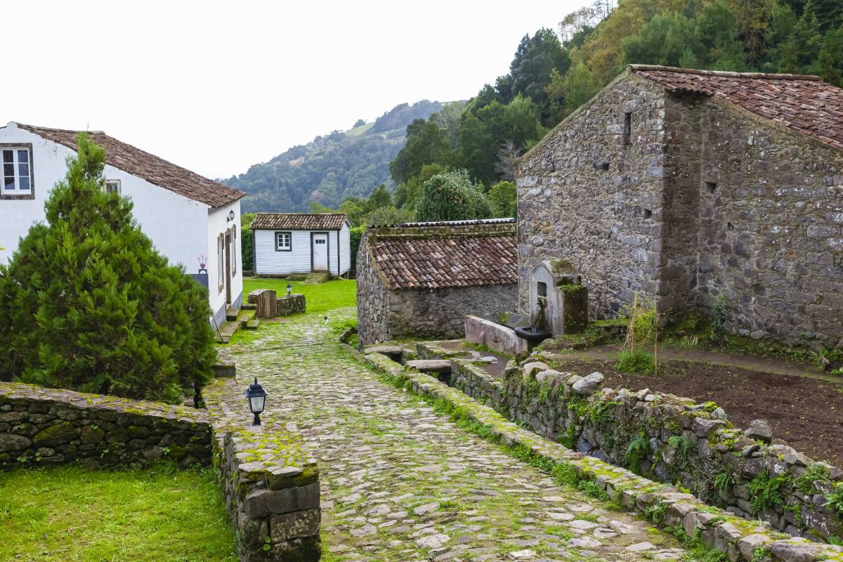 Lost Places und Backpacking