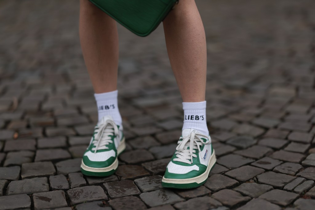 Sneaker