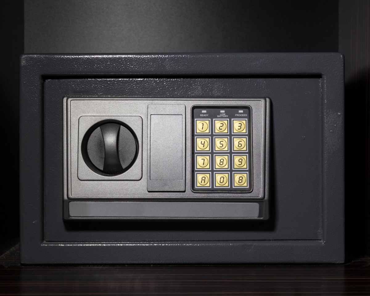 Hast du schonmal daran gedacht, einen Schuh in den Hotelsafe zu legen? Zugegeben: Klingt auch ungewöhnlich.