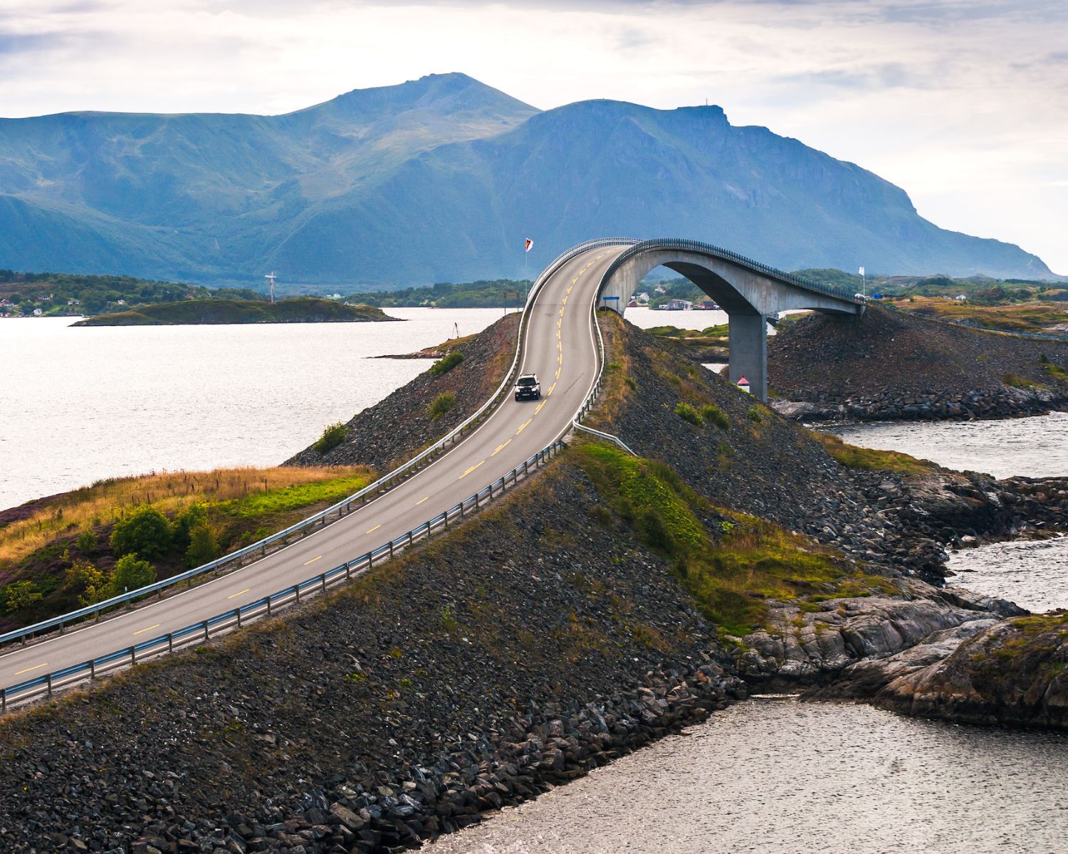 Roadtrip-geplant-Auf-diesen-3-Strecken-hast-du-einen-atemberaubenden-Ausblick-