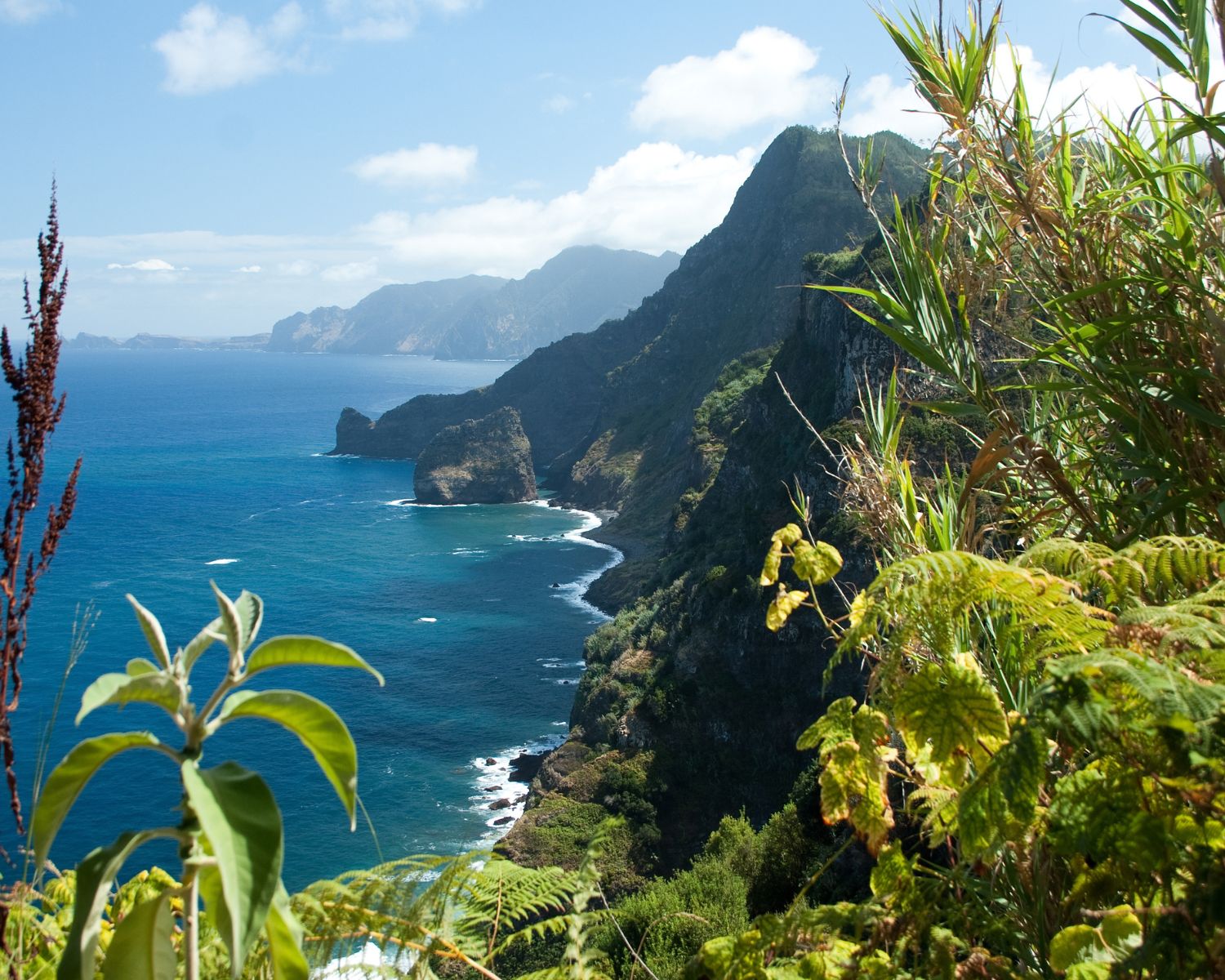 Vergiss-die-Kanaren-Diese-Insel-gilt-als-das-Hawaii-Europas-und-ist-oft-g-nstiger-