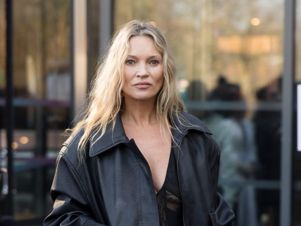 Kate Moss verrät: Dieses Slip Dress ist ihr Lieblingsteil für den Sommer 2025