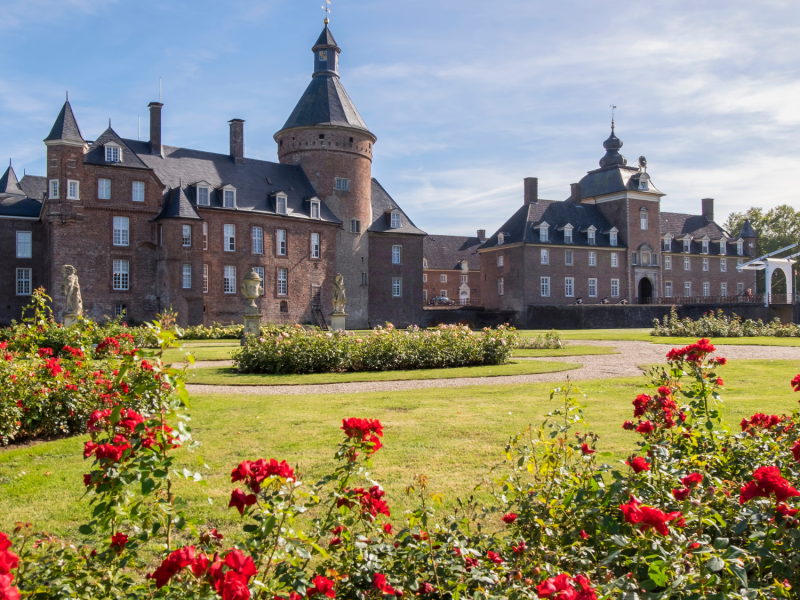Schlosshotel