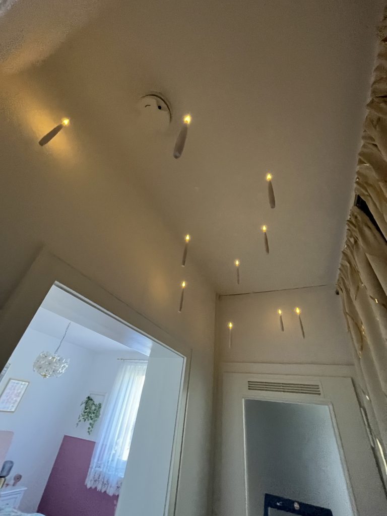 schwebende LED-Kerzen von Rossmann