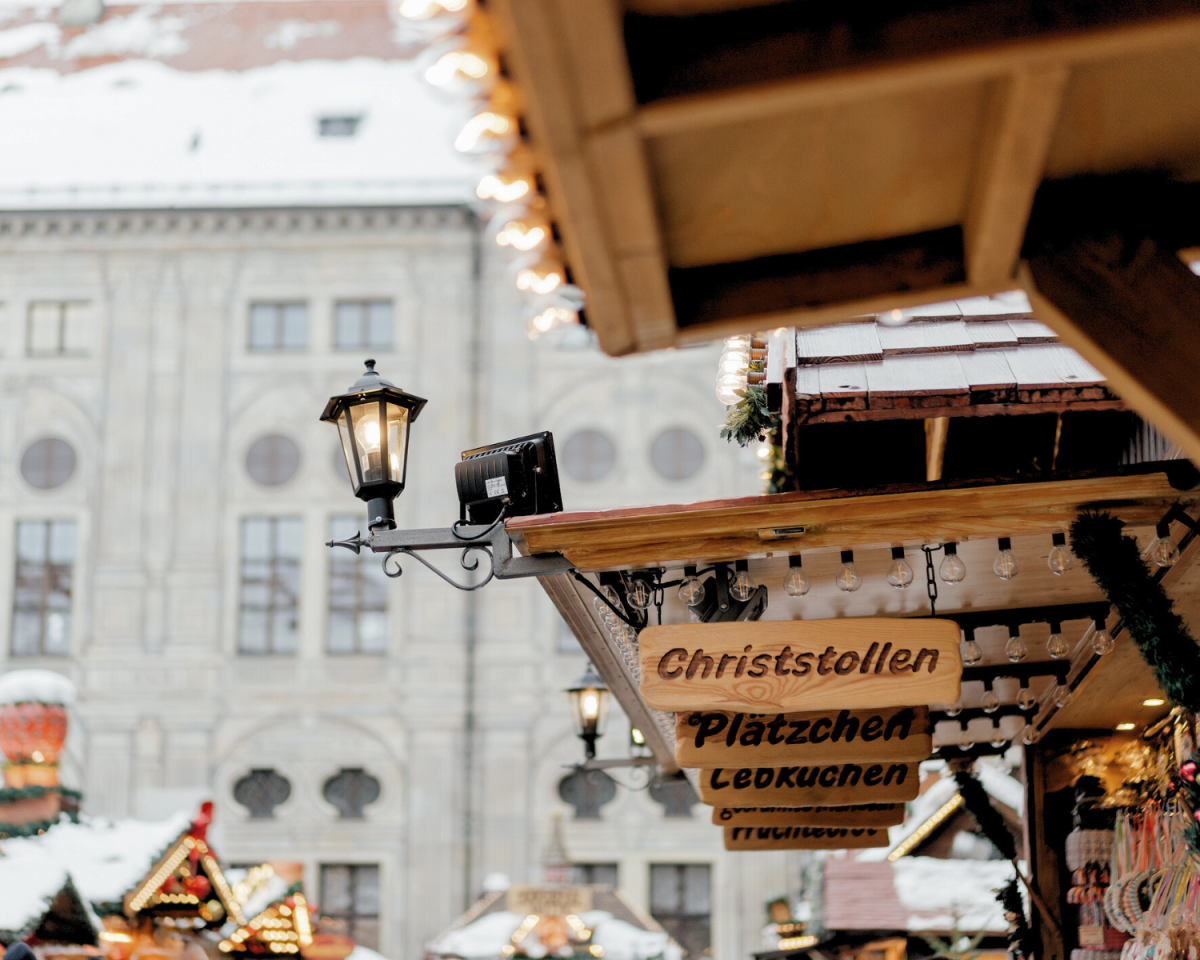 In Polen befindet sich der höchste Weihnachtsmarkt Europas.